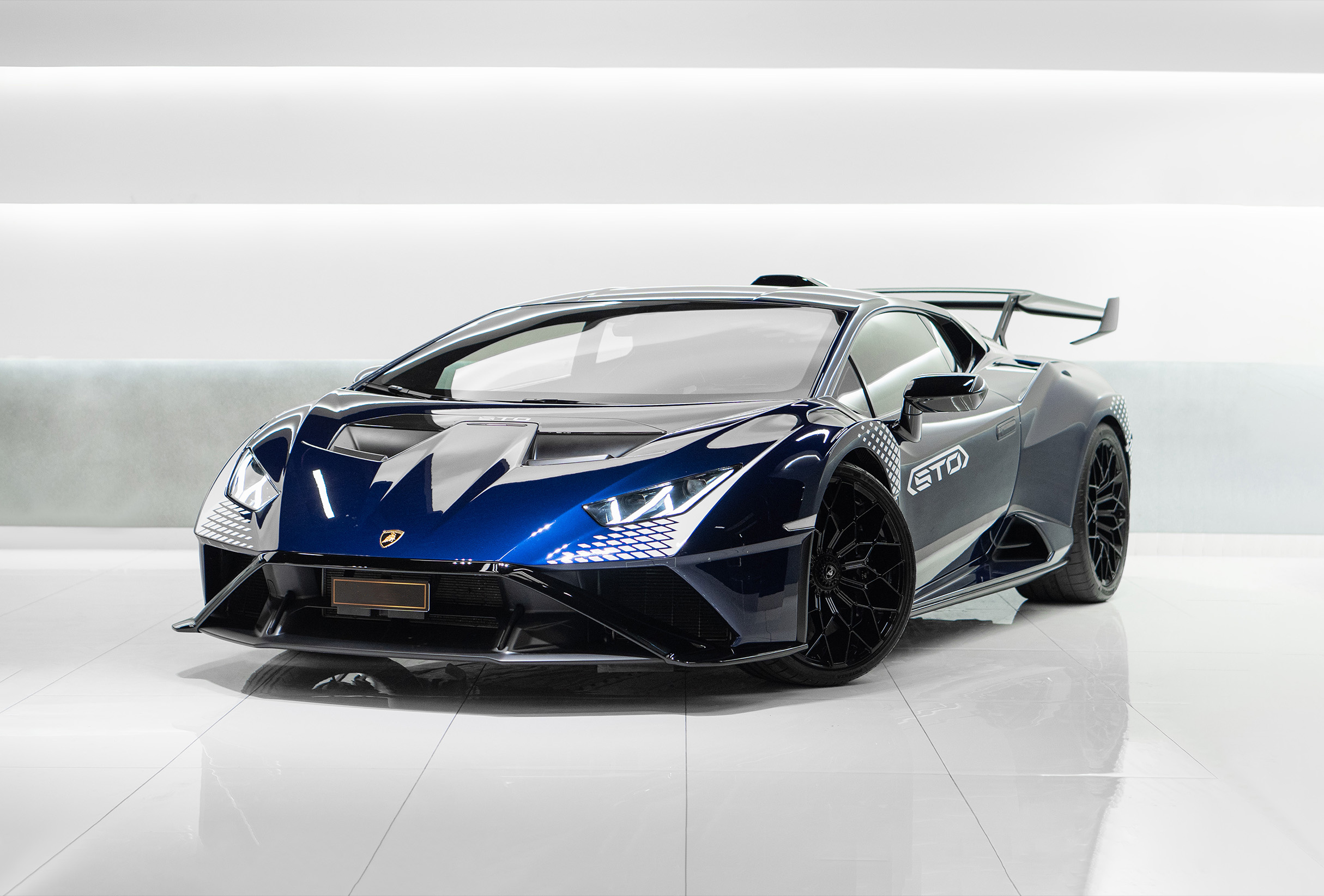 Movyocar Lamborghini Huracan Sto Blue 1 car rental in dubai
