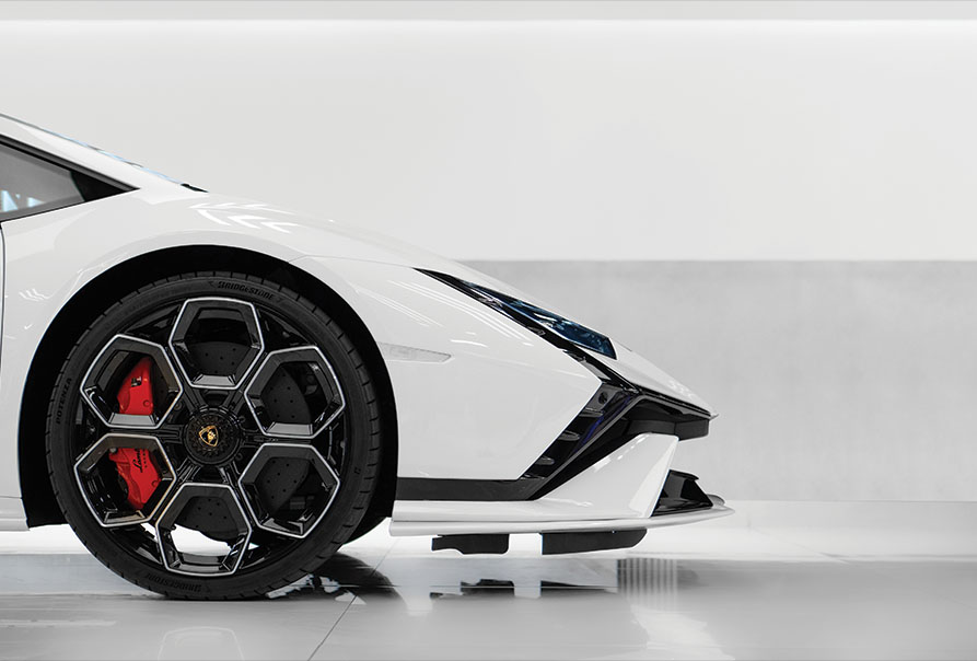 Movyocar Lamborghini Huracan Tecnica White car rental in dubai