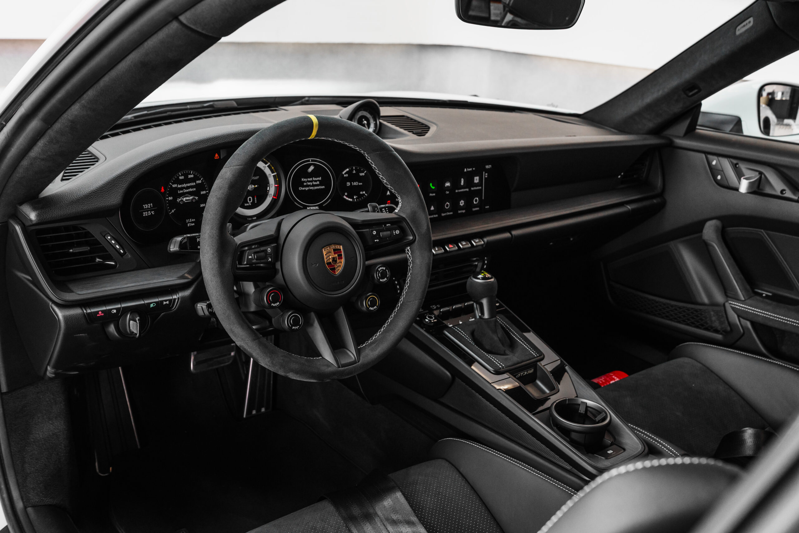 Movyocar Porsche Gt3 Rs White car rental in dubai