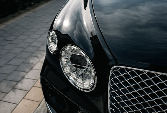 Movyocar Bentley Bentayga Black car rental in dubai