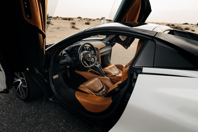 Movyocar Mclaren 720s Spider car rental in dubai
