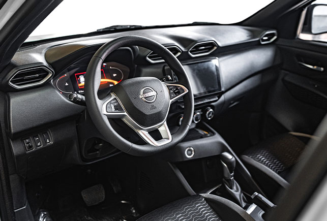 Movyocar Nissan Magnite car rental in dubai