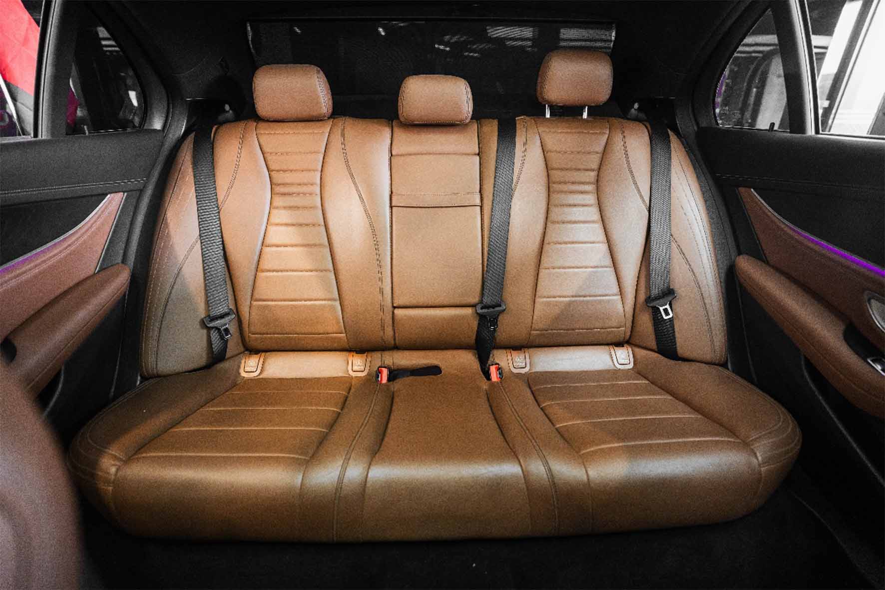 Movyocar Mercedes E 300 White car rental in dubai