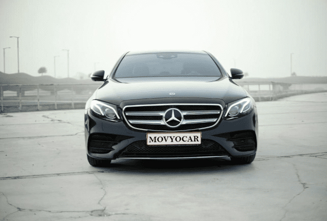 Movyocar Mercedes E Class Black car rental in dubai