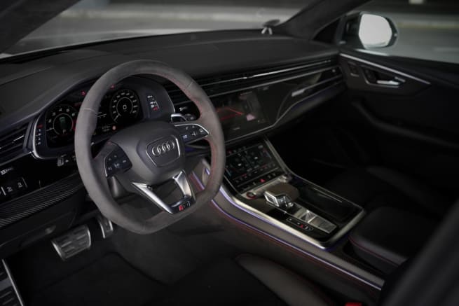 Movyocar Audi Rsq8 Black car rental in dubai